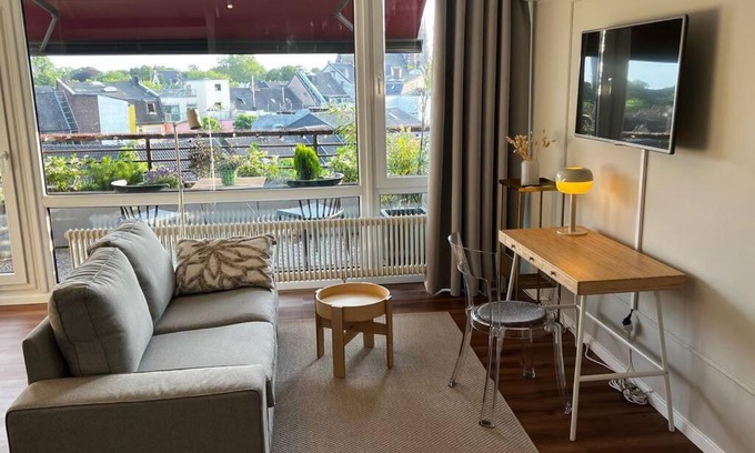 Moers Apartment | BOSTEL 88 - Moderne Stadtwohnung mit Klimaanlage
