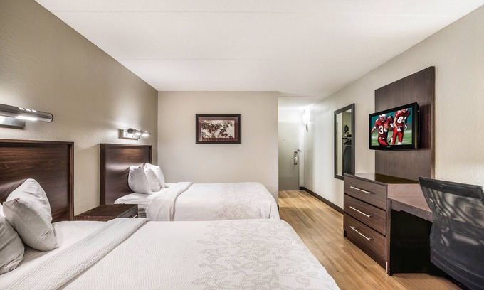 Woburn Hotel | Boston Adventure! 3 Family-Friendly Units, Minutes to Liberty Ride Trolley Tour!