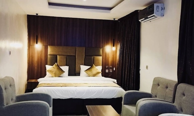 Obosi Hotel | Boston Hill Resort & Hotel Ltd