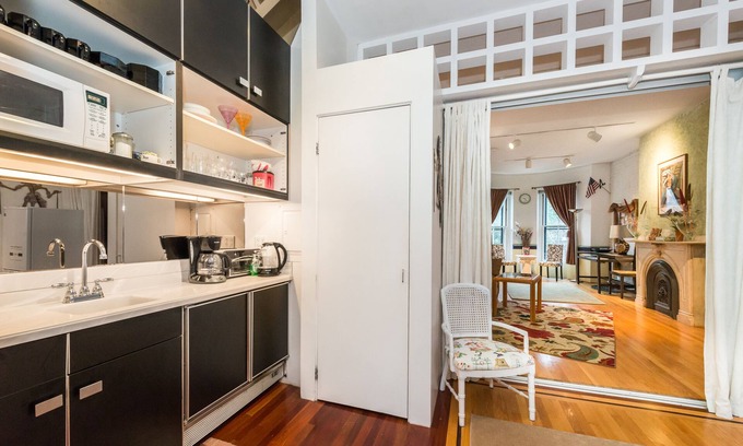 Columbus House | Boston's Most Charming Bed & Breakfast - Heart of the City