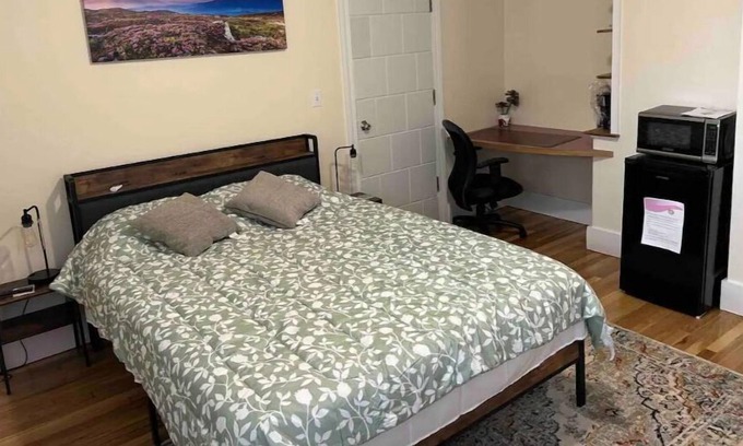South Medford Apartment | Boston Traveler’s Den