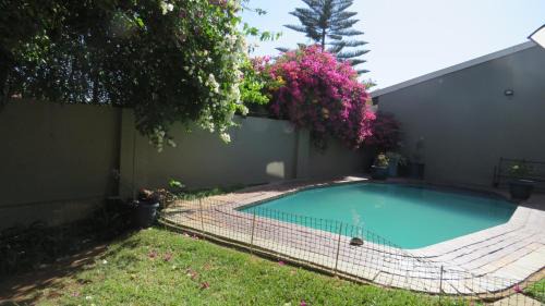 Randpark Ridge House | Bougainvillea at Boskruin