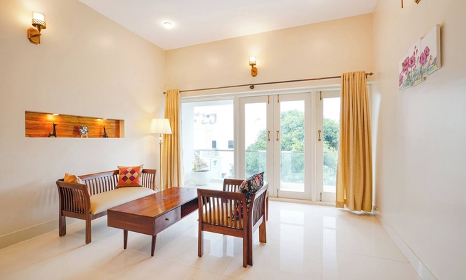 Kalyan Nagar Apartment | Bougainvillea Suites 2 - Charming 2-bedroom apartment in gorgeous Bengaluru