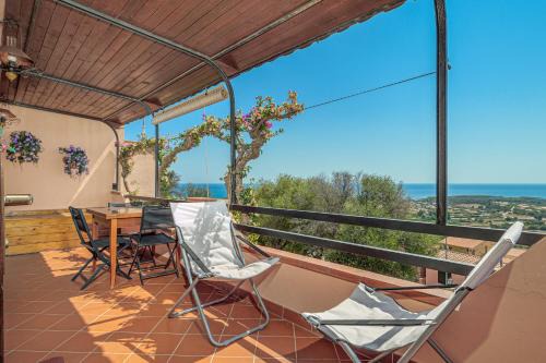 Agrustos House | Bouganville House