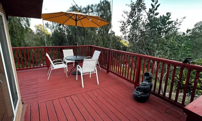 Simi Valley House | Boulders Views,Patio, peaceful