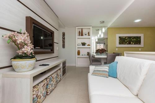 Centro Apartment | Boulevard 211B - Excelente apartamento em condomínio de luxo no centro de Bombinhas - Piscina - Jacuzzi - Academia - Portaria 24h.