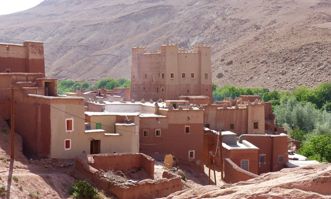 Souk Lakhmis Dades House | Boumalne Dades Guest House