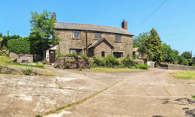 Littleham Cottage | Boundstone Farmhouse