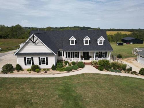 Lawrenceburg House | Bourbon Barrel Cottages Main House
