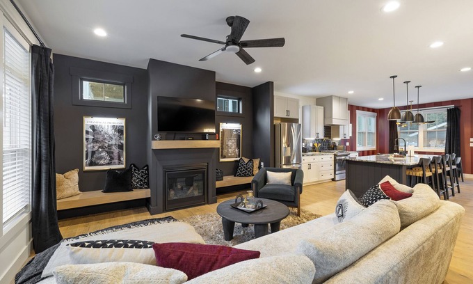 West Southern Pines House | Bourbon & Bubbles with Speakeasy & Hot Tub in Downtown Southern Pines!