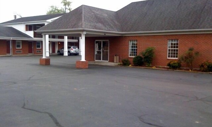Bardstown Hotel | Bourbon Capital Inn