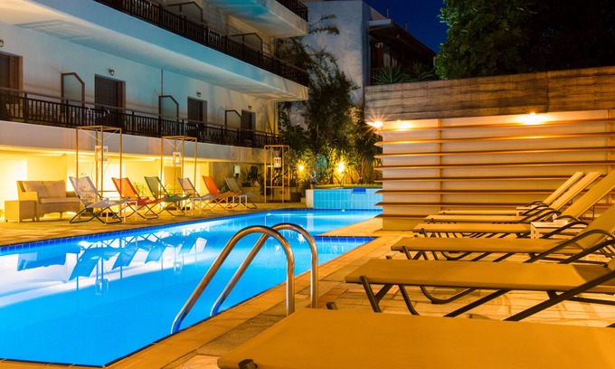 Skiathos Town Hotel | Bourtzi Hotel