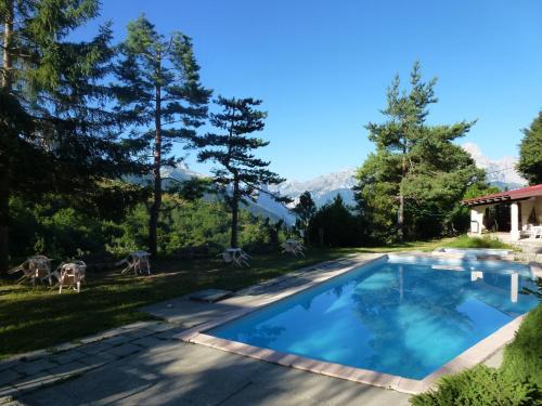 Corps Hotel | Boustigue Hotel