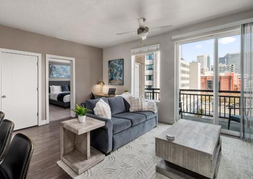 Rio Grande Apartment | Boutique 1BR near Convention Center - Pool,Htub,Gym