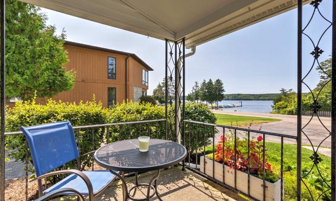 Ephraim House | Boutique Home in Door County with Eagle Harbor Views