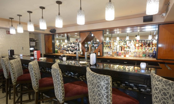 Great Neck Estates Hotel | Boutique Hotel in the Heart of Long Island's North Shore