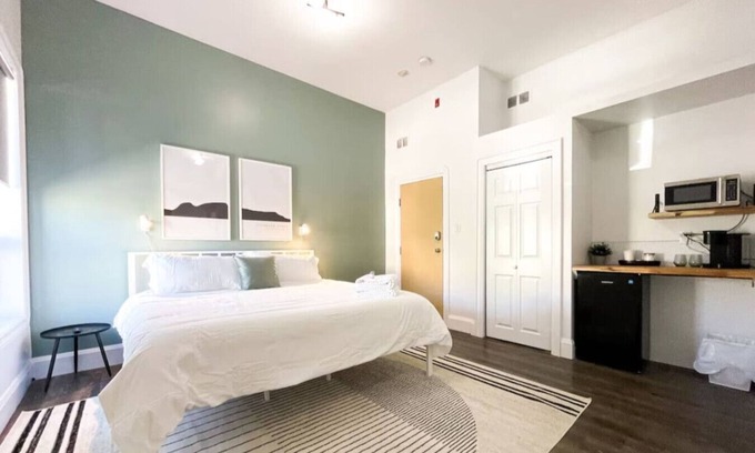 Thunder Bay Apartment | Boutique Hotel - Suite #9 King