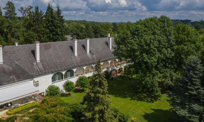 Lackenbach Hotel | Boutique Hotel Zum Oberjäger, Schloss Lackenbach