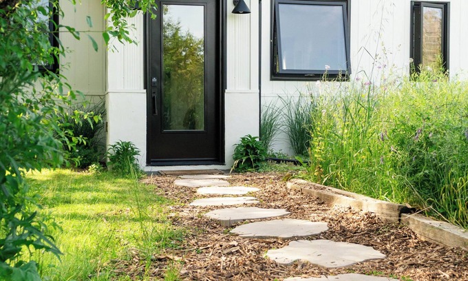Prince Edward House | Boutique Retreat House in Prince Edward County.