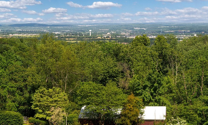 Braddock Heights Apartment | Boutique Space at Marble Ridge