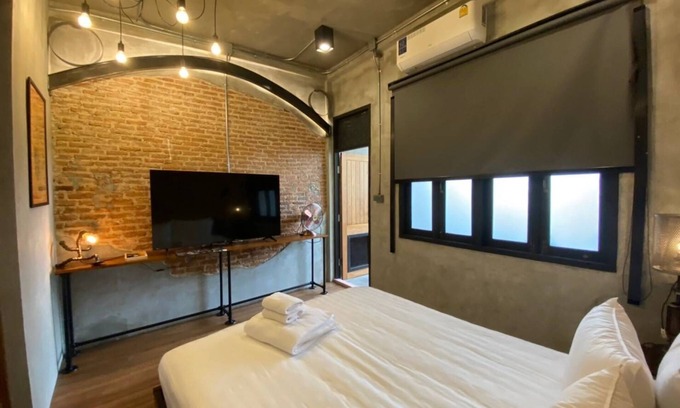 San Chao Pho Suea Hotel | Boutique Terrace Deluxe | Old Town BKK – H.O.M
