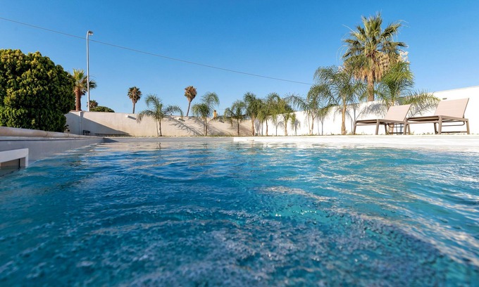 Arenella Apartment | Boutique Villa