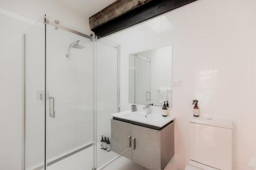 West Hobart Apartment | Boutique Warehouse living in West Hobart