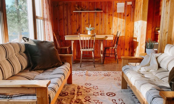Sioux Narrows Nestor Falls Cabin | Bowerbird Beach Camp Cabin #3