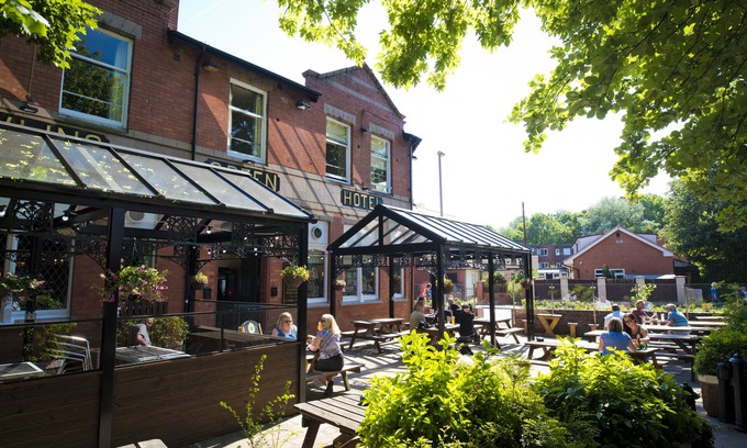 Chorlton-cum-Hardy House | Bowling Green