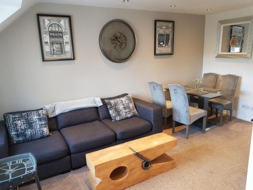 Bowness-on-Windermere House | Bowness On Windermere, Lovely Apartment for 4 With Parking