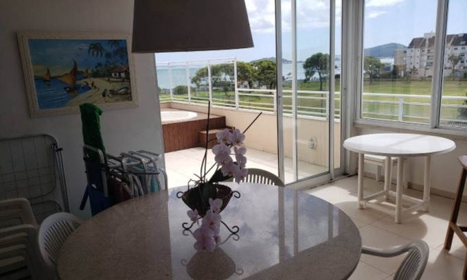 Cachoeira do Bom Jesus Apartment | Cobertura com Vistas ao mar