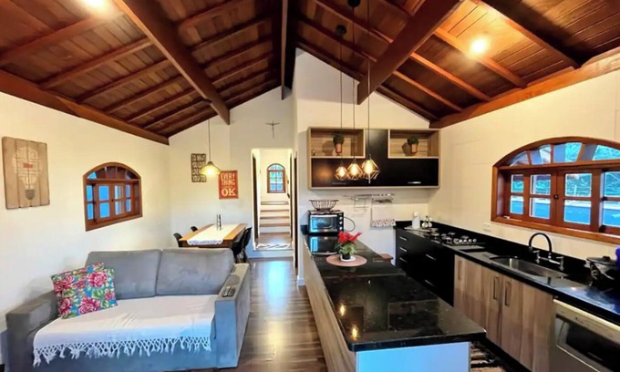 Costas Ski Chalet | Dream Cottage: 9 minutes from Gonçalves MG