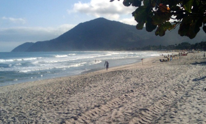 Maresias Ski Chalet | Very cozy romantic townhouse with air conditioning - 5 minutes from the beach!