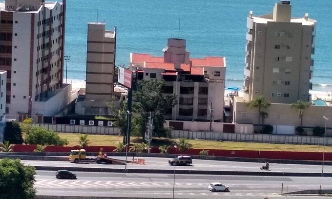 Tabuleiro dos Oliveiras Apartment | PENTHOUSE APARTMENT, with BEAUTIFUL SEA VIEW, 300 meters from the central beach, ITAPEMA, SC