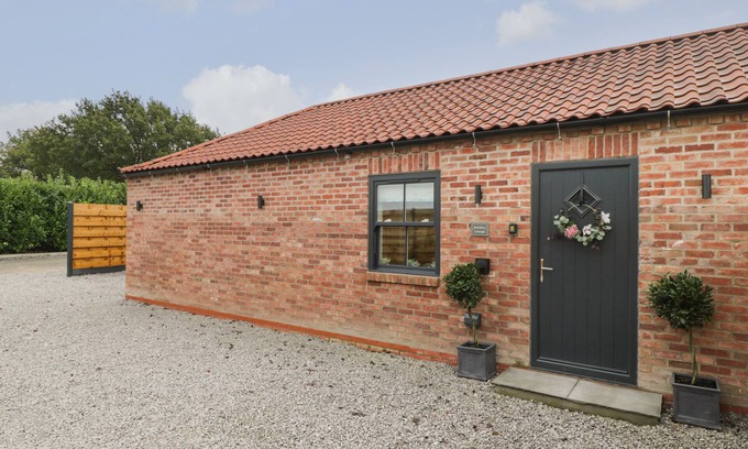 Fangfoss Cottage | BRACKEN COTTAGE, pet friendly, luxury holiday cottage in Pocklington