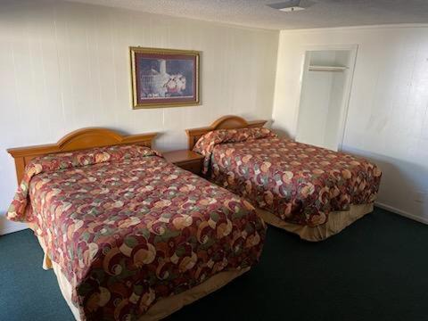 Lakeland Hotel | Bradley Motel