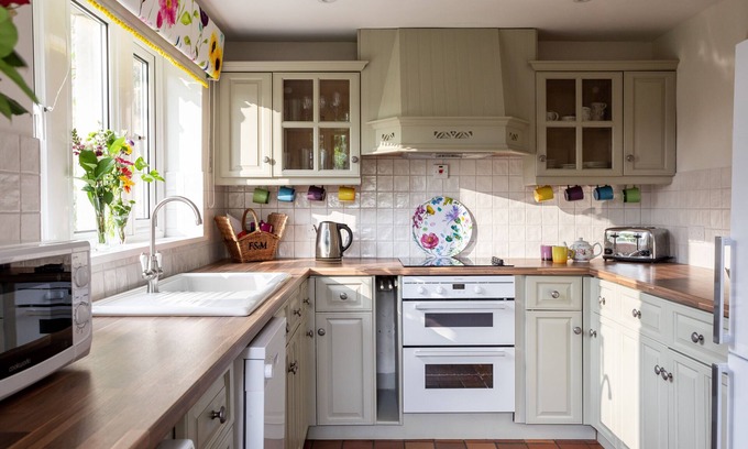 Hetton Cottage | Bramble Cottage is a wonderful country cottage in the village of Hetton