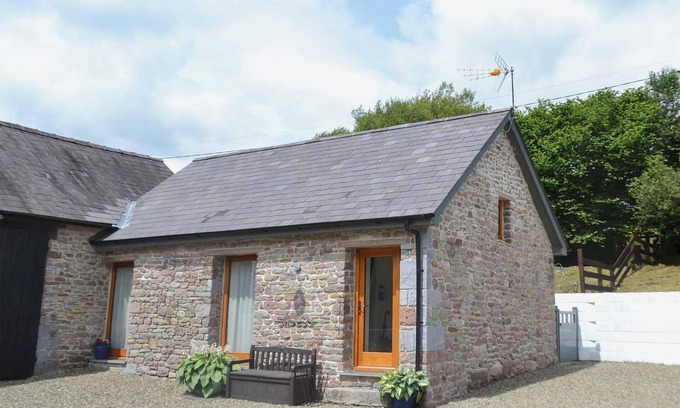 Llangadog Cottage | Bramble Cottage Mountain Retreat