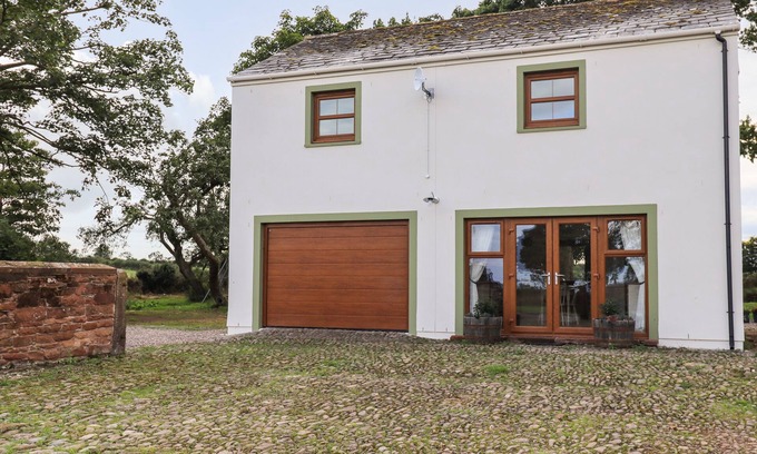 Wigton Cottage | BRAMBLEWOOD COTTAGE, character holiday cottage in Bassenthwaite