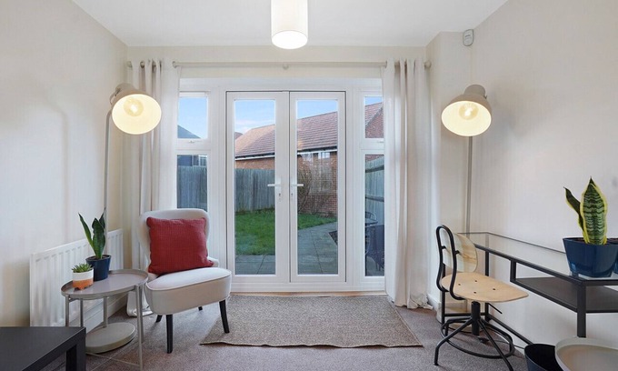 Willesborough House | Brambling Eco Family & Contractor House Ashford