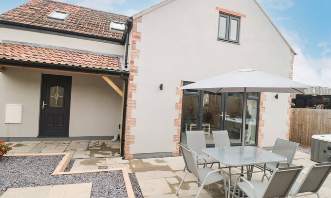 Langport Cottage | BRAMLEY COTTAGE, pet friendly, luxury holiday cottage in Langport