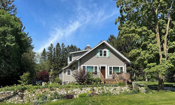 Branch House | Branch River Retreat Pool Fun