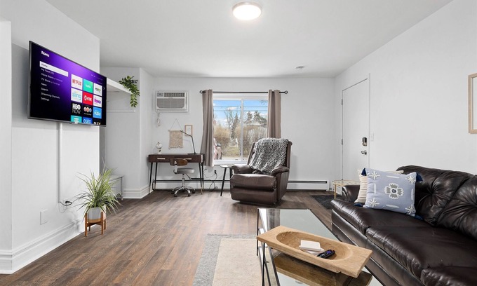 Mount Clemens Apartment | Brand New 1BR Flat | Clean & Cozy King Suite