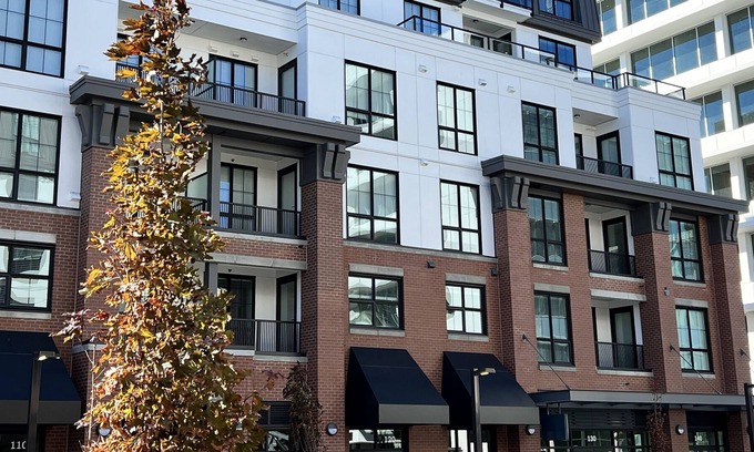 Willoughby Condo | Brand New 2 Bed 2 Bath Penthouse Condo
