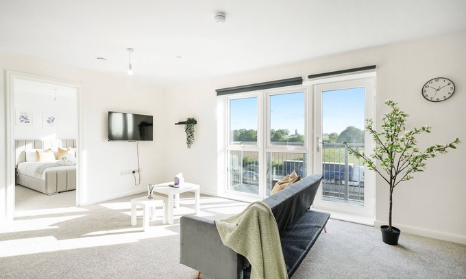Luton Apartment | Brand New 2 Bed, 2 Bath Apartment in Luton 27