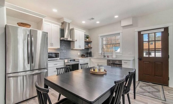 Onekama Condo | Brand new 2 Bed/2 Bath Luxury Condo at the Dala House