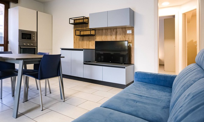 Endine Gaiano Apartment | Brand New 2-Bed Apartment with Patio