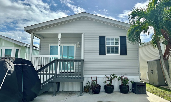 Nettles Island House | Brand-new 2-bedroom, 2-bath beach home