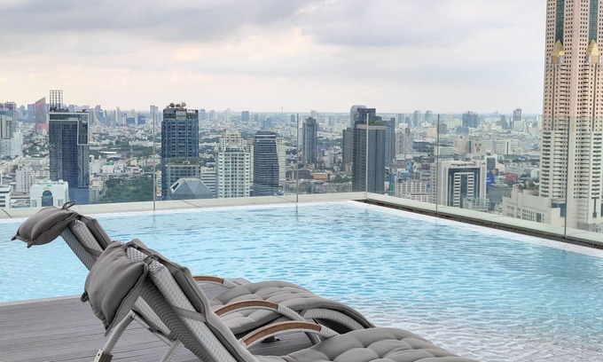 Pathumwan Condo | Brand New 2 Bedrooms Unit Near Siam Paragon