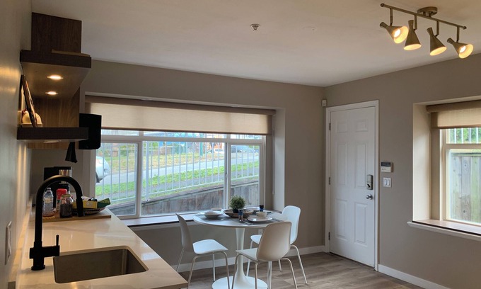 Renfrew-Collingwood House | Brand new 2025 Scandinavian style Designer Suite, near SkyTrain Vancouver